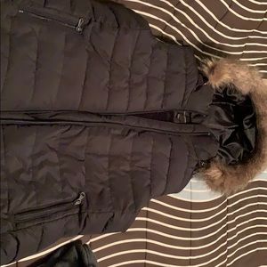 Banana Republic Puffer Vest